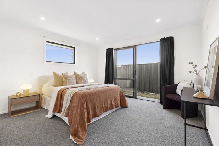 Photo of property in 12 Hebbard Court, Albert Town, Wanaka, 9305