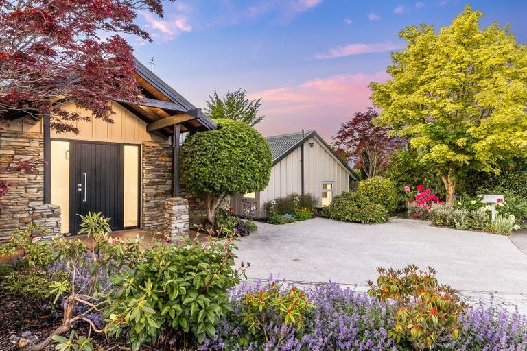 Photo of property in 15 Rowan Court, Wanaka, 9305