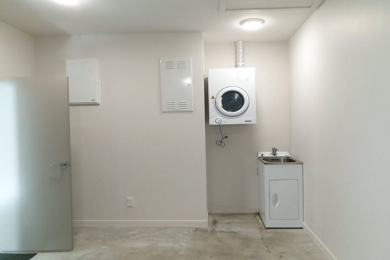 Photo of property in 5 Flotilla Place, Whitby, Porirua, 5024