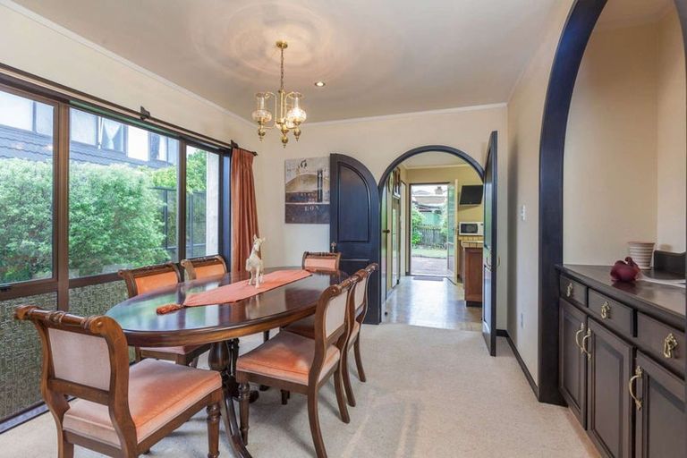 Photo of property in 9 Malloy Place, Eastern Beach, Auckland, 2012