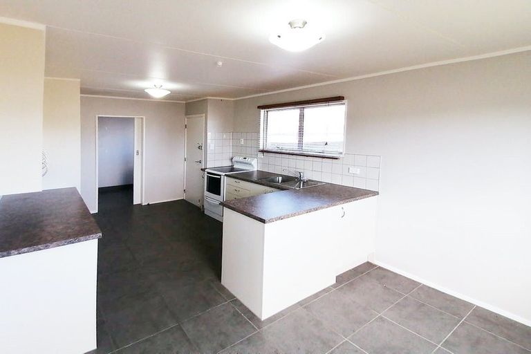 Photo of property in 4a Tainui Street, Castlecliff, Whanganui, 4501