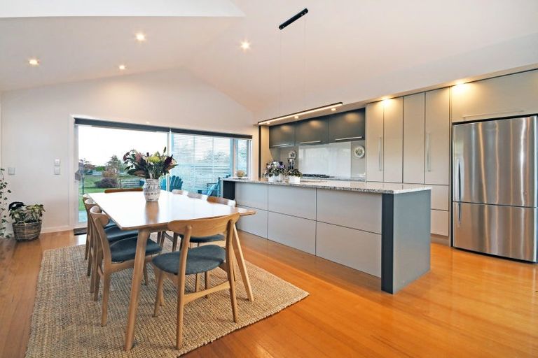 Photo of property in 11 Pukeko Way, Kinloch, Taupo, 3377