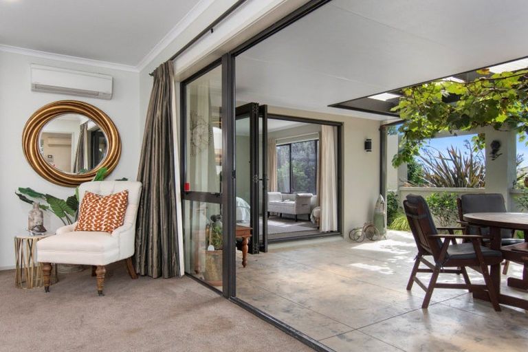 Photo of property in 14 Olive Close, Omokoroa, 3114