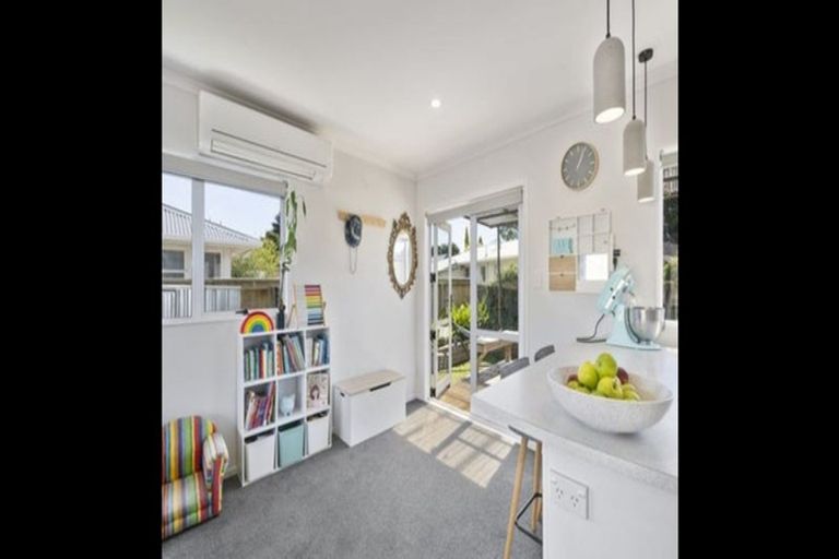 Photo of property in 28c Blenheim Street, Upper Hutt Central, Upper Hutt, 5018