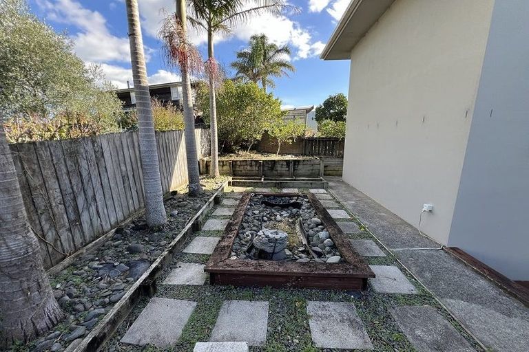 Photo of property in 2/167 Coronation Road, Hillcrest, Auckland, 0627