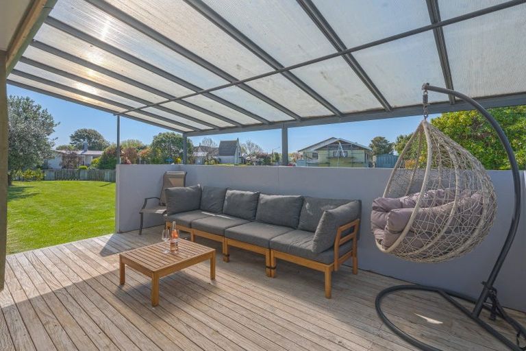 Photo of property in 30 Sutton Avenue, Clive, 4102