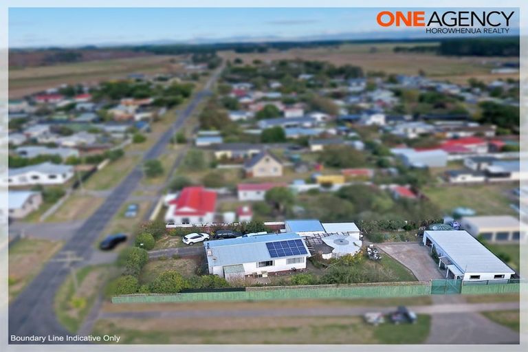 Photo of property in 12 Nuku Street, Tangimoana, 4822