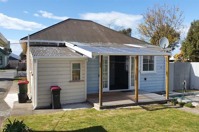Photo of property in 14 Rhodes Street, Waimate, 7924