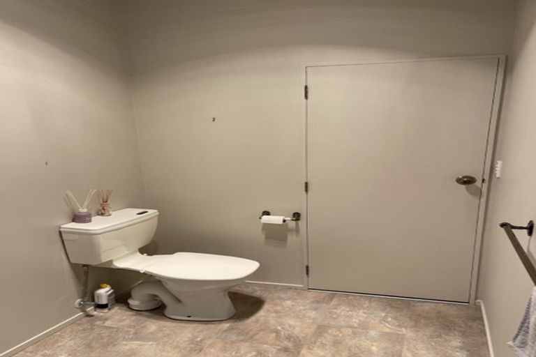 Photo of property in 38 Kuratawhiti Street, Greytown, 5712