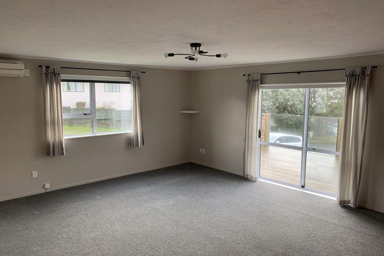 Photo of property in 25 Nassau Avenue, Grenada North, Wellington, 5028