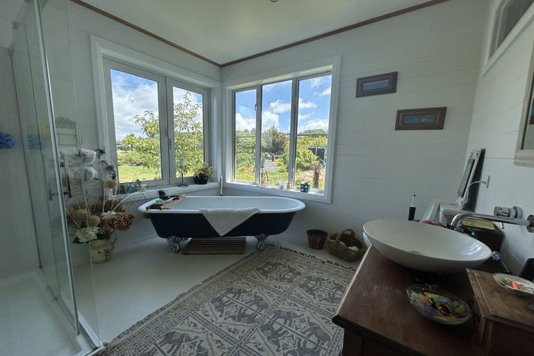 Photo of property in 74 Bronte Road East, Bronte, Upper Moutere, 7173