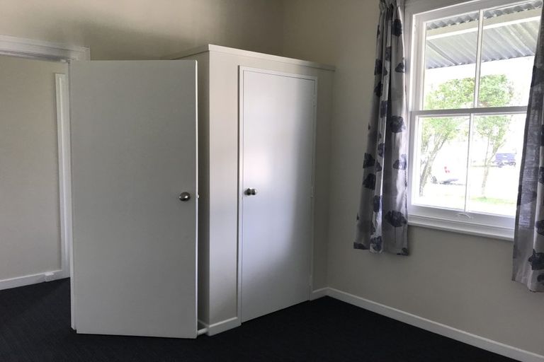 Photo of property in 1/4 Albert Street, Pukekohe, 2120