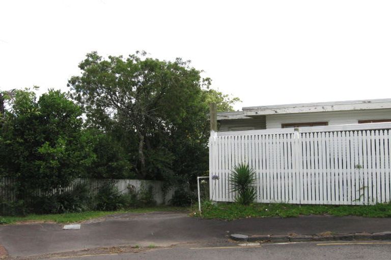 Photo of property in 11 Herringson Avenue, Grey Lynn, Auckland, 1021