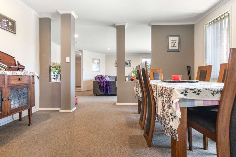 Photo of property in 99 Doncaster Drive, Papamoa Beach, Papamoa, 3118