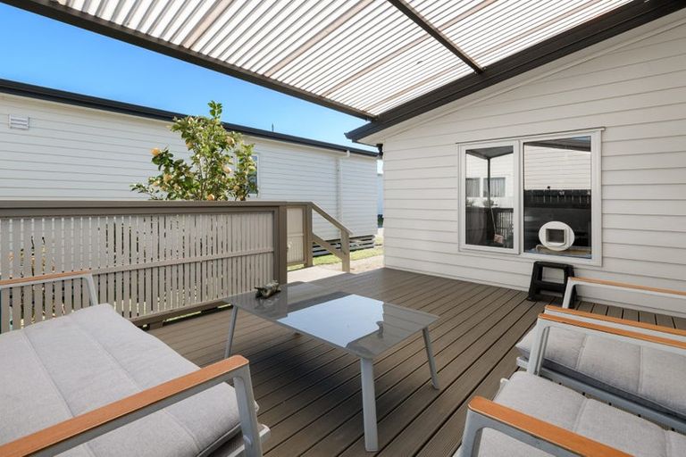 Photo of property in 204/11 Kamahi Crescent, Papamoa Beach, Papamoa, 3118