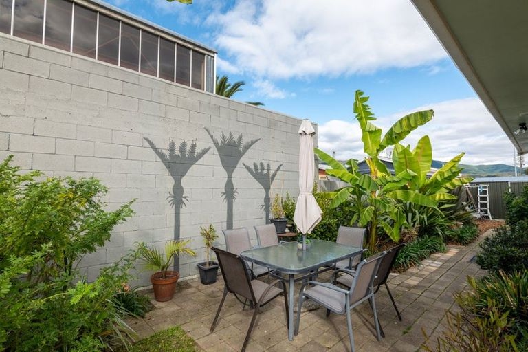 Photo of property in 2/16 Parkers Road, Tahunanui, Nelson, 7011