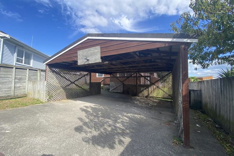 Photo of property in 2/8 Raines Avenue, Forrest Hill, Auckland, 0620