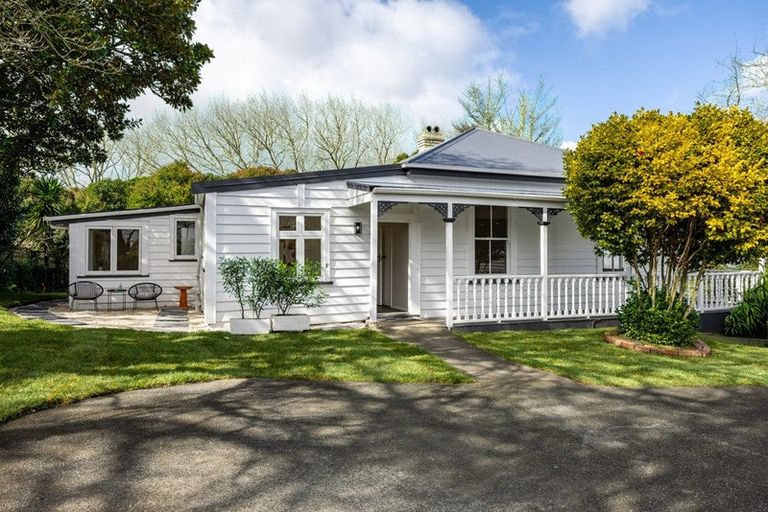Photo of property in 2 Centennial Park Road, Wellsford, 0900