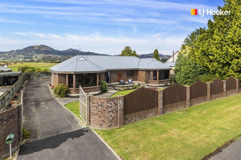 Photo of property in 81 Bush Road, Mosgiel, 9024