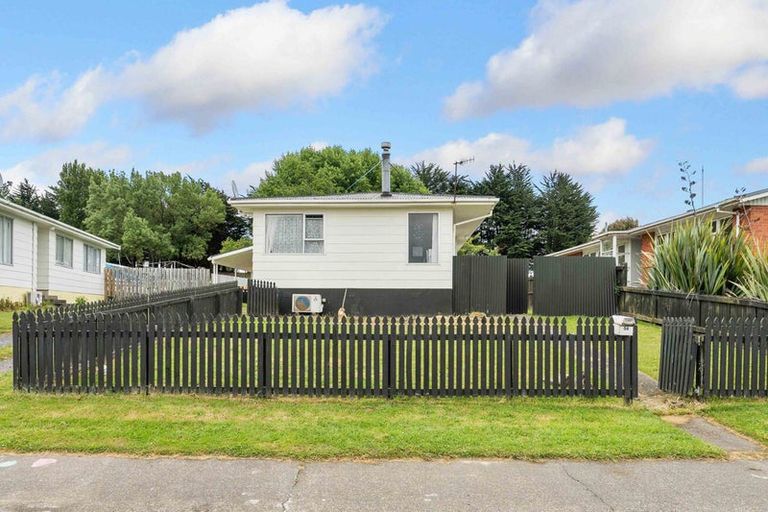 Photo of property in 54 Lauder Crescent, Heidelberg, Invercargill, 9812