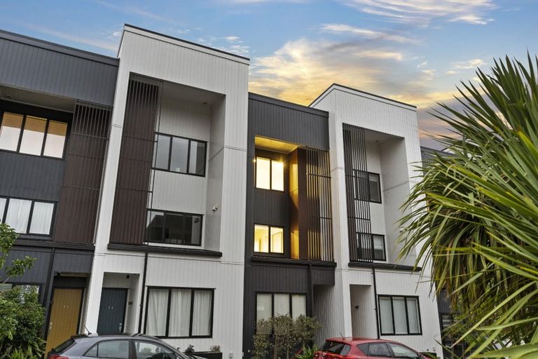 Photo of property in 74 Rangihina Road, Hobsonville, Auckland, 0616