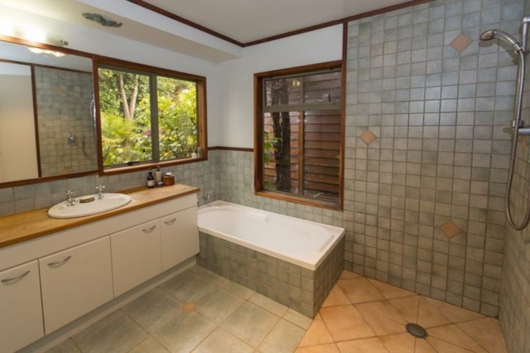 Photo of property in 601 Waihue Road, Parore, Dargaville, 0372