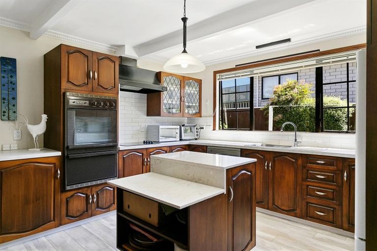 Photo of property in 46 Arrowsmith Avenue, Waipahihi, Taupo, 3330