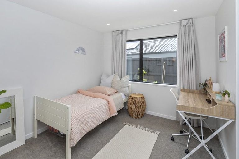 Photo of property in 7 Winning Post Place, Halswell, Christchurch, 8025