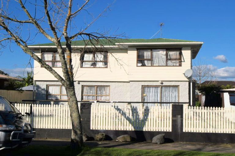 Photo of property in 4 Cheviot Street, Mangere East, Auckland, 2024