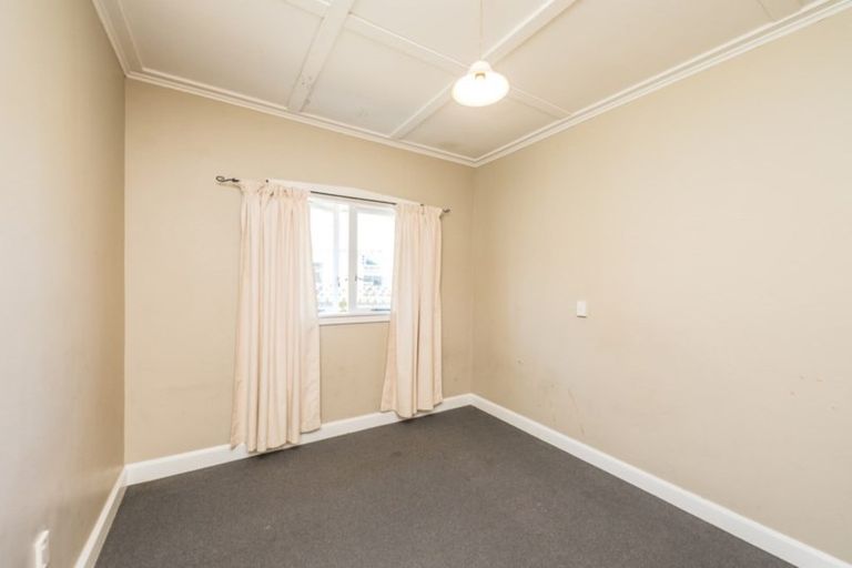 Photo of property in 41 Swiss Avenue, Gonville, Whanganui, 4501