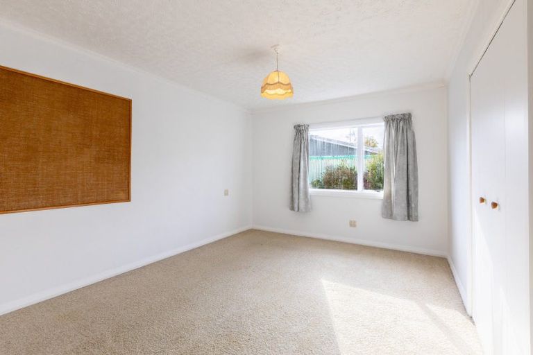 Photo of property in 38 Francis Drake Street, Waipukurau, 4200