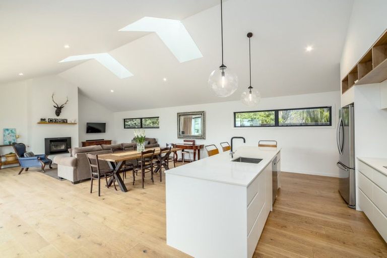 Photo of property in 85 Reading Street, Greytown, 5712