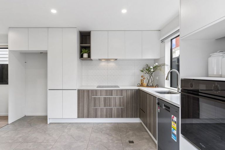 Photo of property in 46b Patons Road, Howick, Auckland, 2014