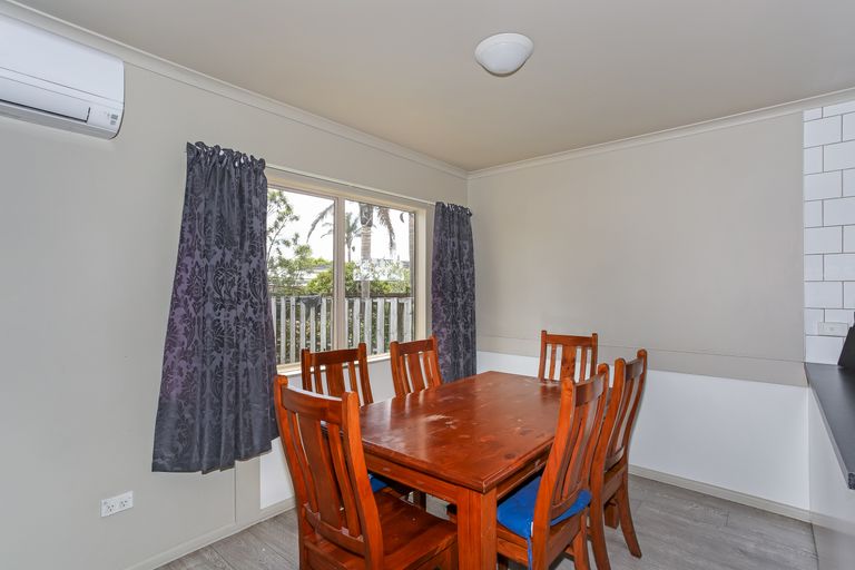 Photo of property in 8b Blair Avenue, Pukekohe, 2120