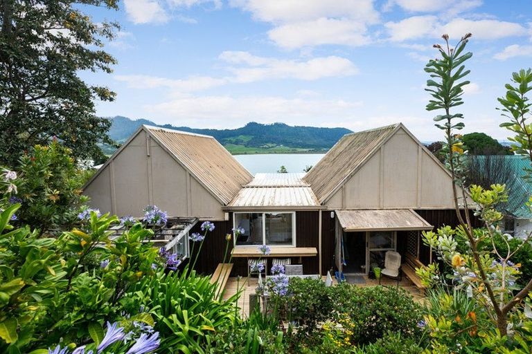 Photo of property in 10 Moana Drive, Tanners Point, Katikati, 3177