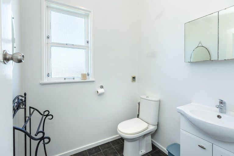Photo of property in 178 East Street, Greytown, 5712