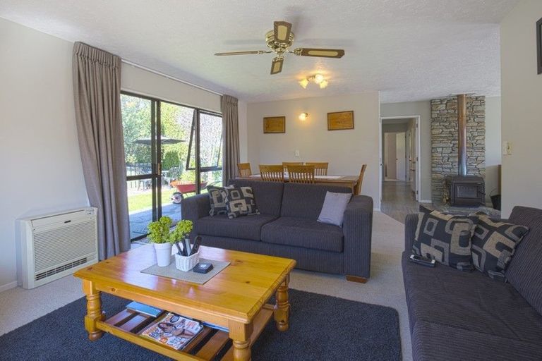 Photo of property in 44b Warren Street, Wanaka, 9305