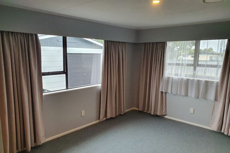 Photo of property in 6 Oldfield Place, Bulls, 4818