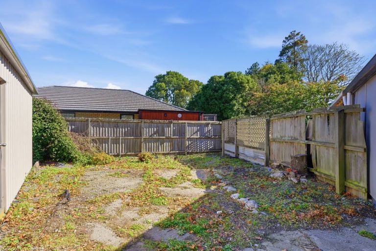 Photo of property in 23 Guildford Street, Burnside, Christchurch, 8053