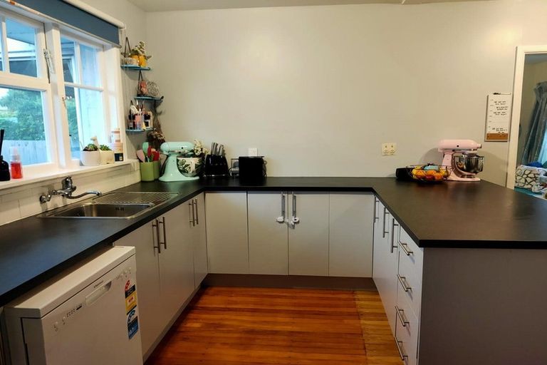 Photo of property in 18 Coniston Avenue, Ilam, Christchurch, 8041