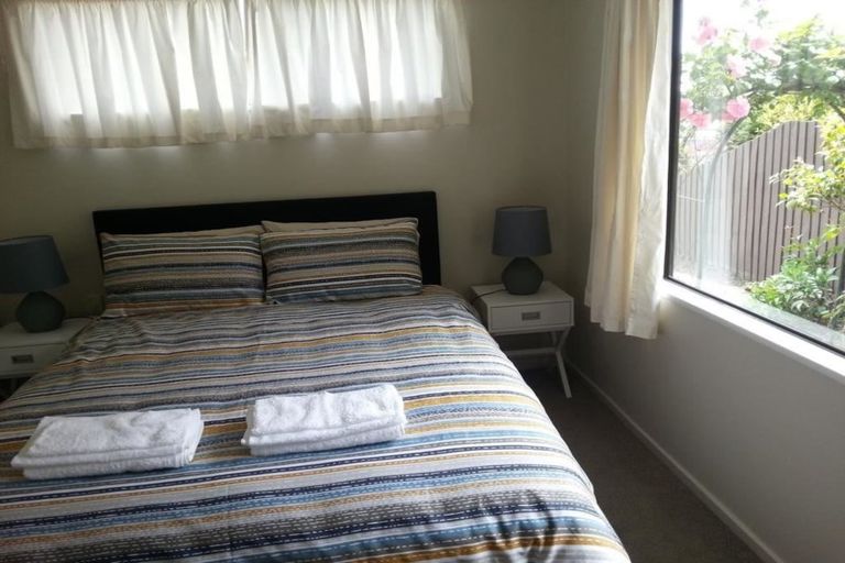 Photo of property in 2/77 Hansons Lane, Upper Riccarton, Christchurch, 8041