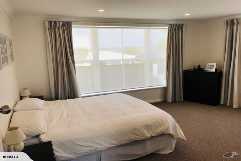 Photo of property in 160b Ridge Road, Howick, Auckland, 2014