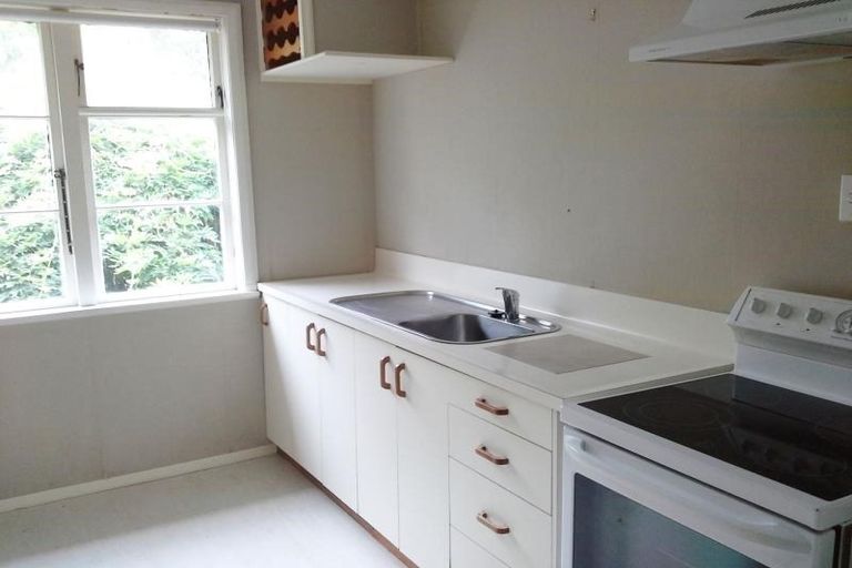 Photo of property in 117 Frankley Road, Frankleigh Park, New Plymouth, 4310