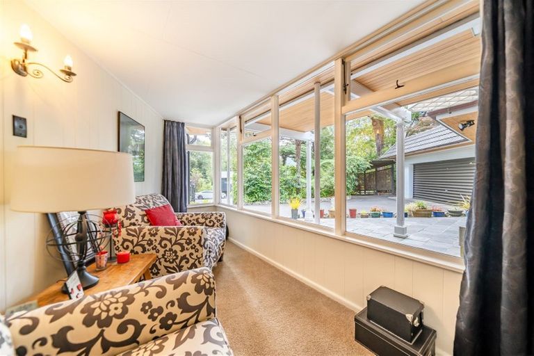 Photo of property in 32 Chatsworth Road, Silverstream, Upper Hutt, 5019