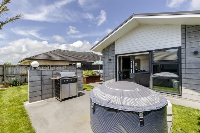 Photo of property in 9 Rawiri Drive, Bell Block, New Plymouth, 4312