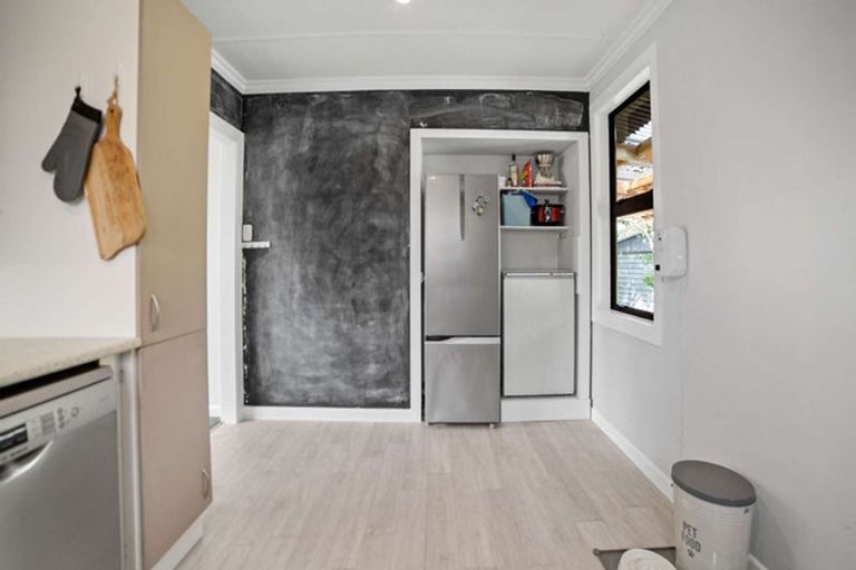 Photo of property in 16 Tolerton Avenue, Elgin, Gisborne, 4010