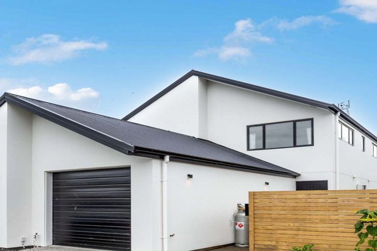 Photo of property in 1/20 Ballinger Place, Carterton, 5713