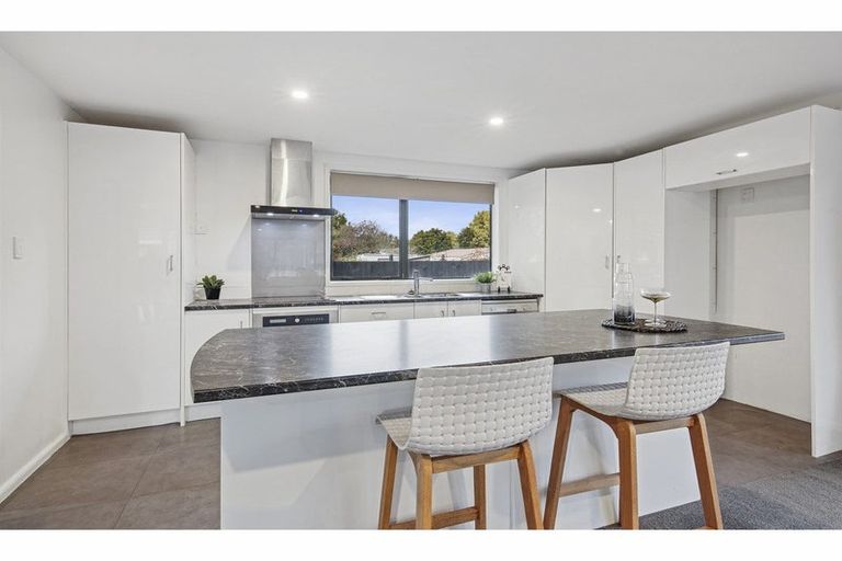 Photo of property in 25 Stackhouse Avenue, Bishopdale, Christchurch, 8053