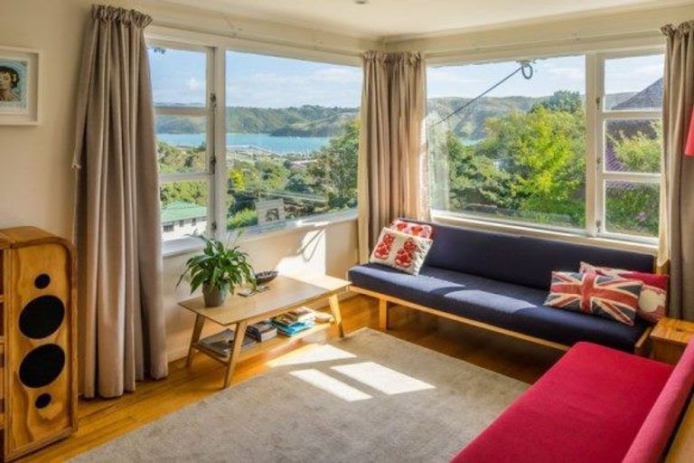 Photo of property in 26 Kiriwai Road, Paremata, Porirua, 5024