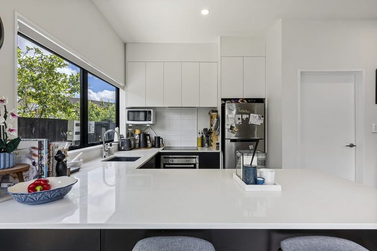 Photo of property in 8c Edgar Pearce Place, Howick, Auckland, 2014